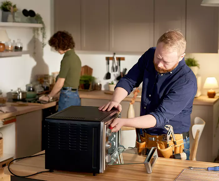 Top-Rated Oven Specialists: Your Certified Oven Repair Technician Crew in Brighton, MA